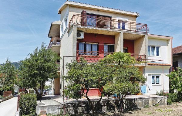 Apartmani Ljubica Kaštela Exterior foto