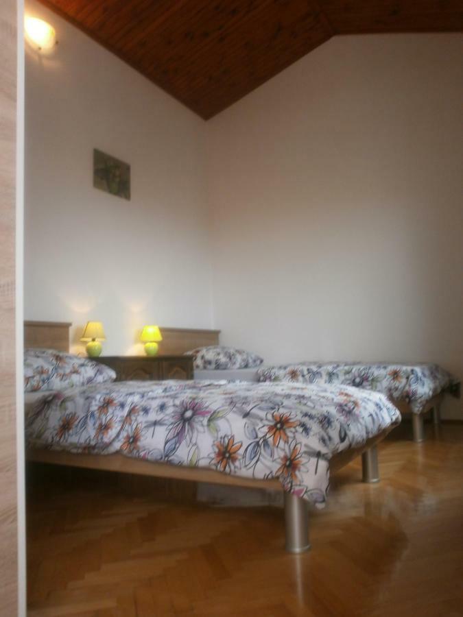 Apartmani Ljubica Kaštela Exterior foto