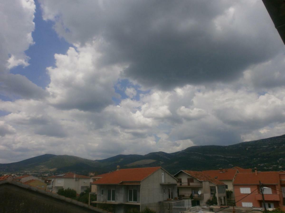 Apartmani Ljubica Kaštela Exterior foto