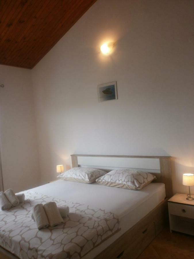 Apartmani Ljubica Kaštela Exterior foto